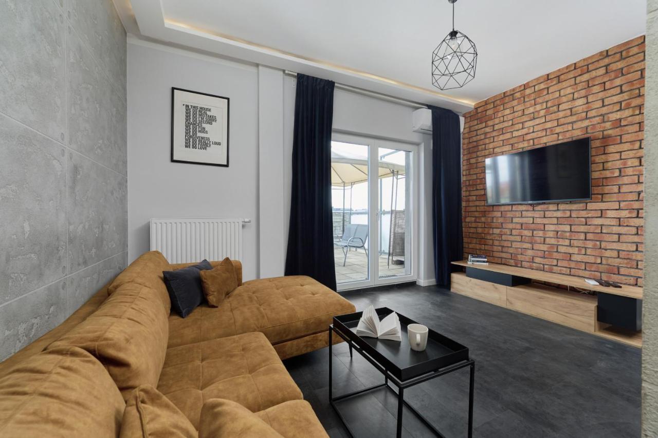 Stylish Kosciuszki Apartaments Near The Market Square With Free Garage Wroclaw By Noclegi Renters Экстерьер фото
