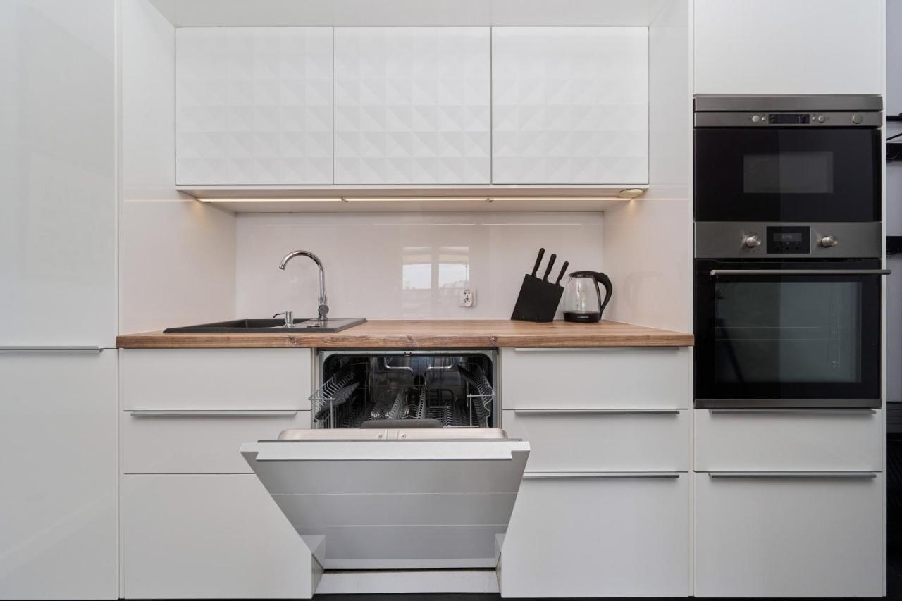 Stylish Kosciuszki Apartaments Near The Market Square With Free Garage Wroclaw By Noclegi Renters Экстерьер фото