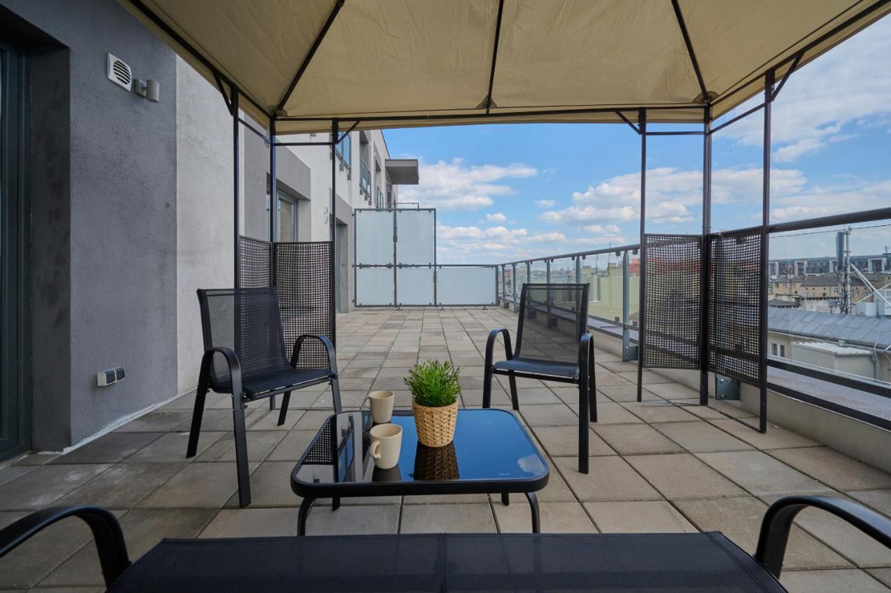 Stylish Kosciuszki Apartaments Near The Market Square With Free Garage Wroclaw By Noclegi Renters Экстерьер фото