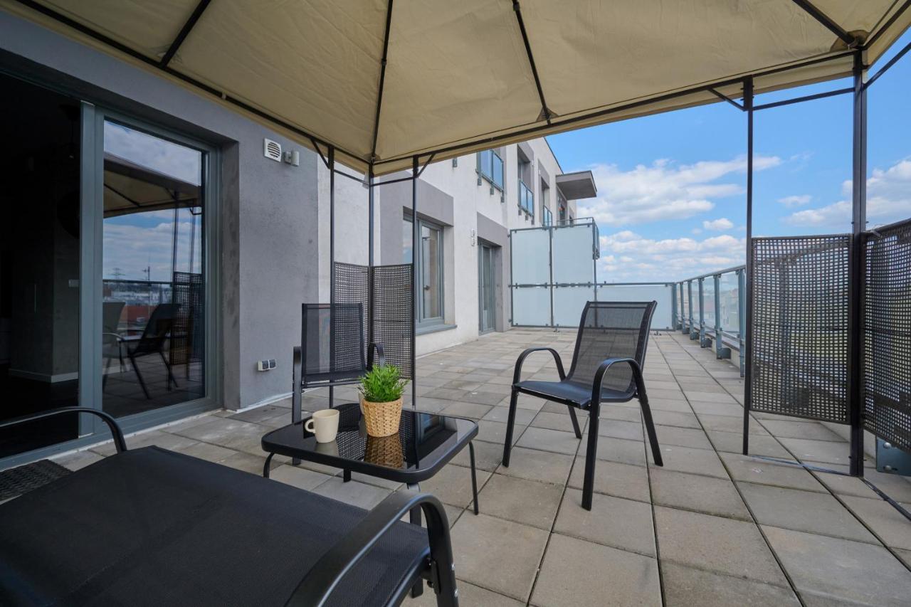 Stylish Kosciuszki Apartaments Near The Market Square With Free Garage Wroclaw By Noclegi Renters Экстерьер фото