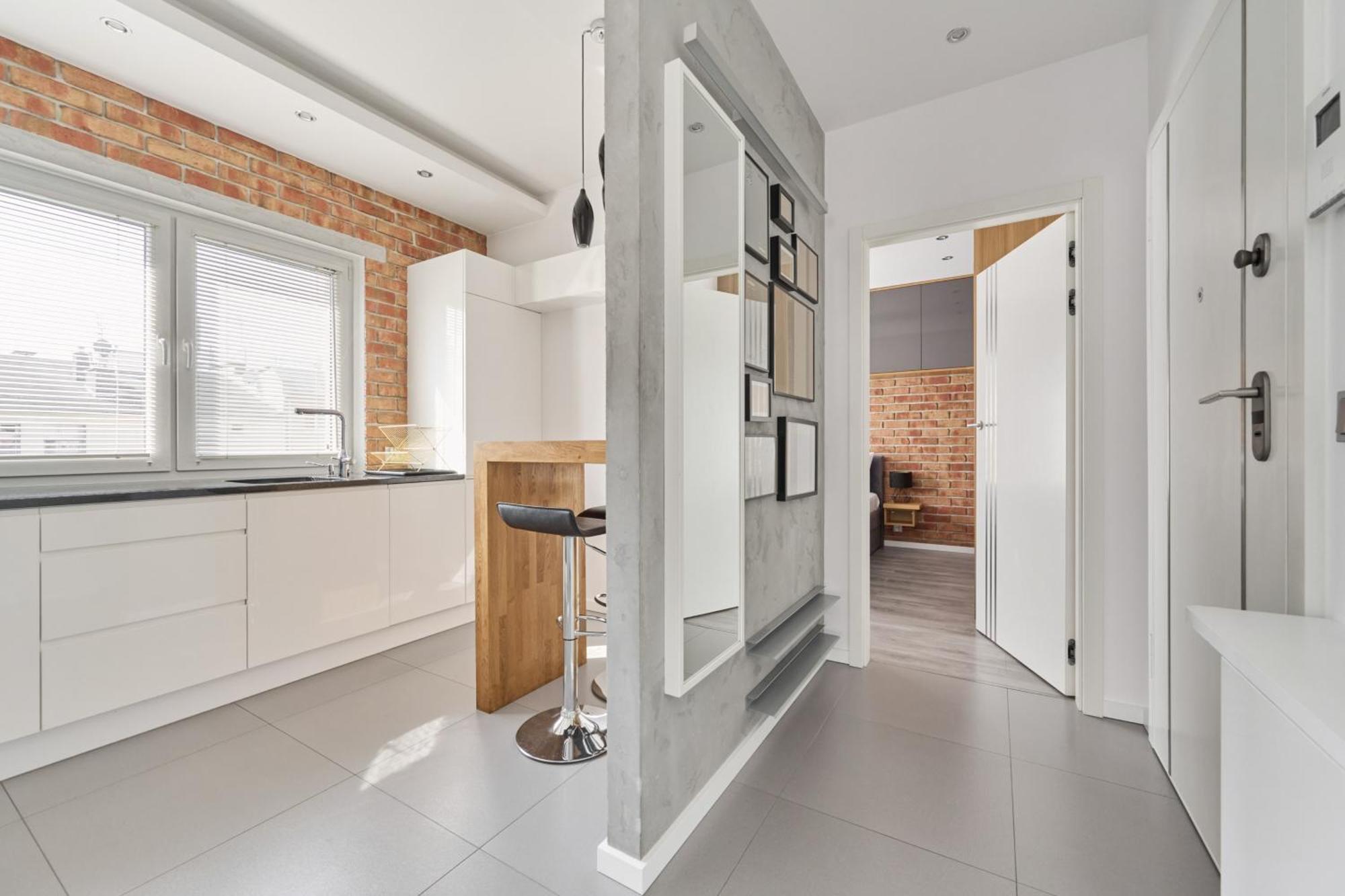 Stylish Kosciuszki Apartaments Near The Market Square With Free Garage Wroclaw By Noclegi Renters Экстерьер фото