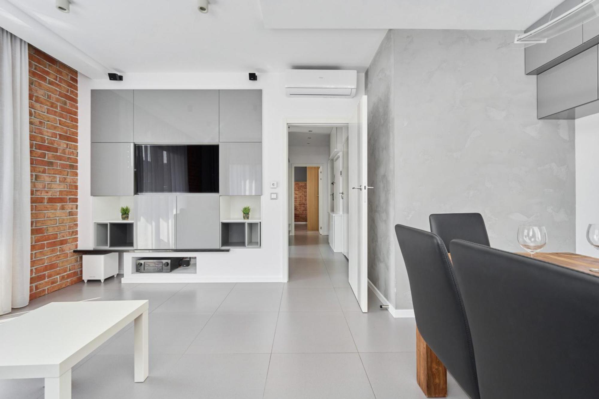 Stylish Kosciuszki Apartaments Near The Market Square With Free Garage Wroclaw By Noclegi Renters Экстерьер фото