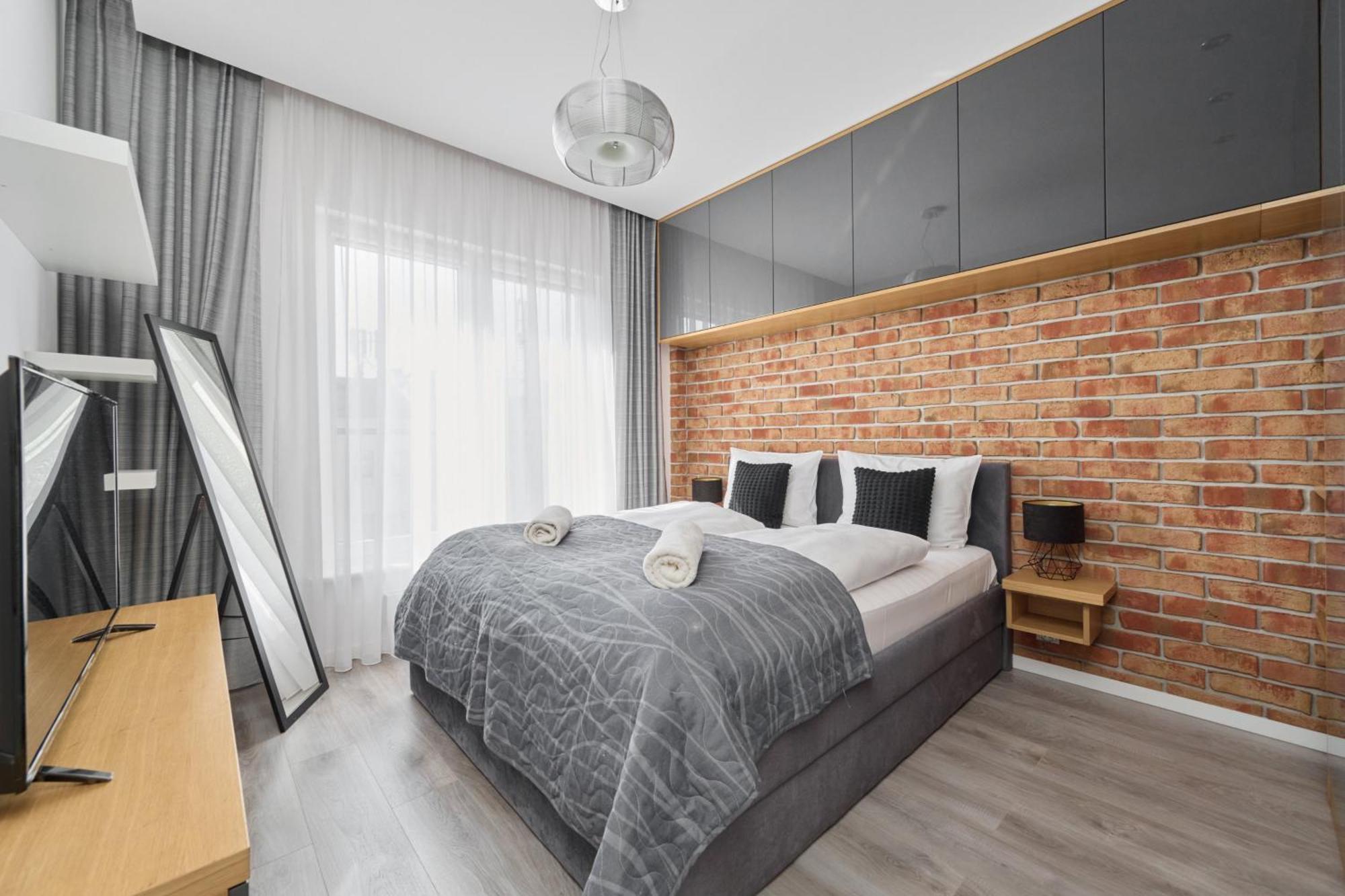 Stylish Kosciuszki Apartaments Near The Market Square With Free Garage Wroclaw By Noclegi Renters Экстерьер фото